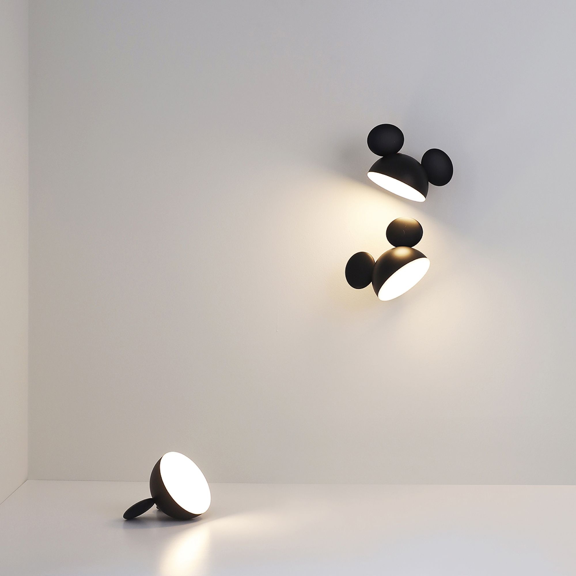 디즈니 미키마우스 MICKEY MOUSE 마그네틱 램프 블랙