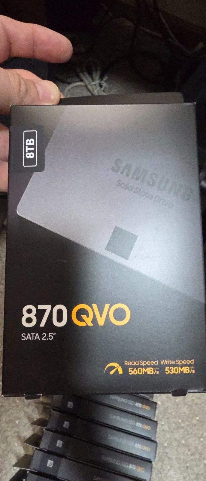 삼성 SAMSUNG [세금포함] [정품] New, 공장 870 QVO 8TB 2.5 SATA III Int SSD 솔리드 스테이트 드라이브[세금포함] (MZ-77Q8T0B) MZ-