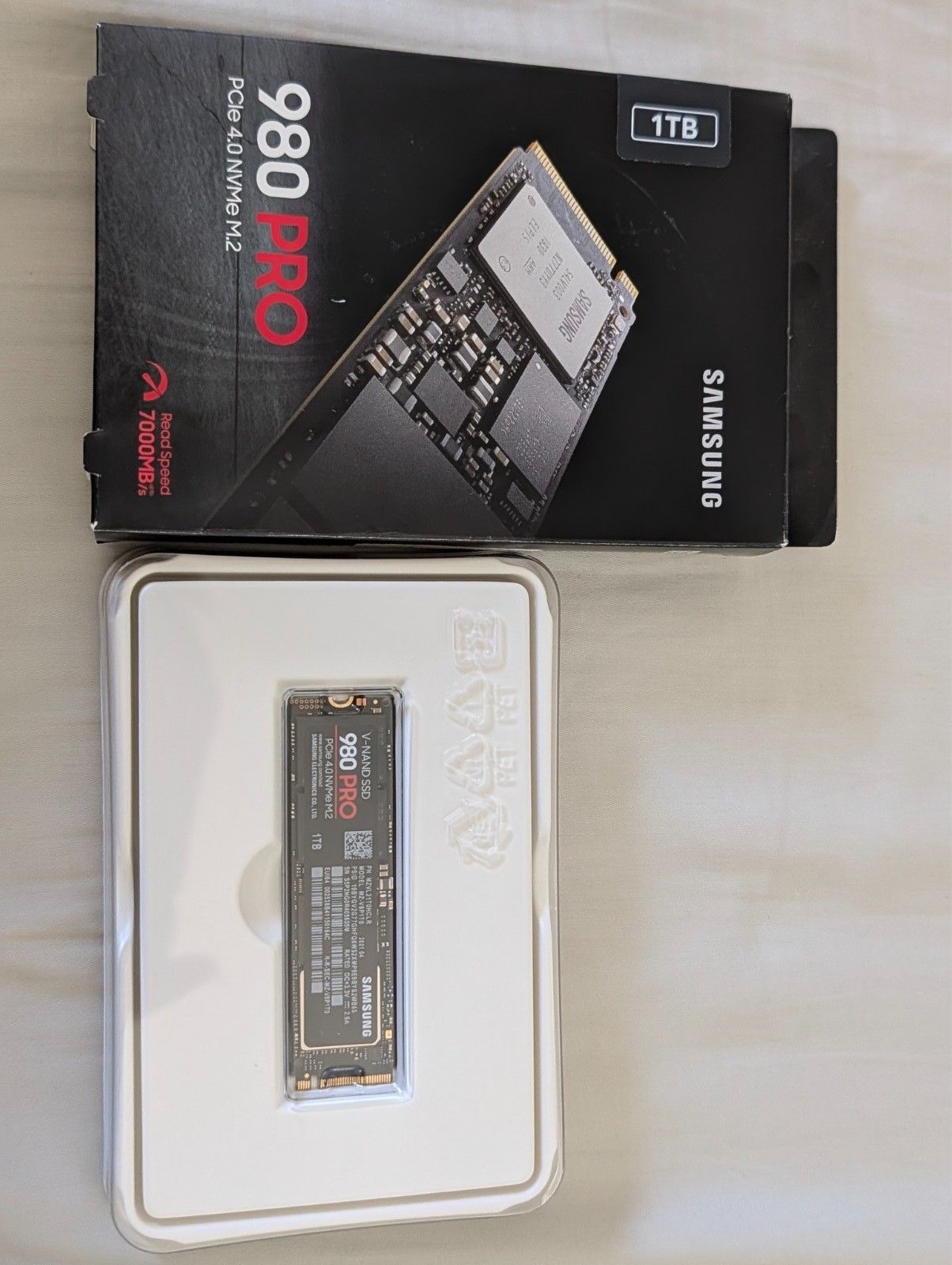 Samsung 삼성 SAMSUNG [세금포함] [정품] 980 PRO 1TB PCIe 4.0 NVMe M.2 2280 SSD 솔리드 스테이트 드라이브[세금포함] MZ-V8P1T0 New MZ-V8P1T