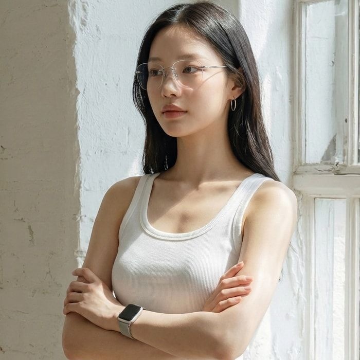 1 + 1 캡내장 / 사초 베이직 라운드넥 민소매 티셔츠 3color