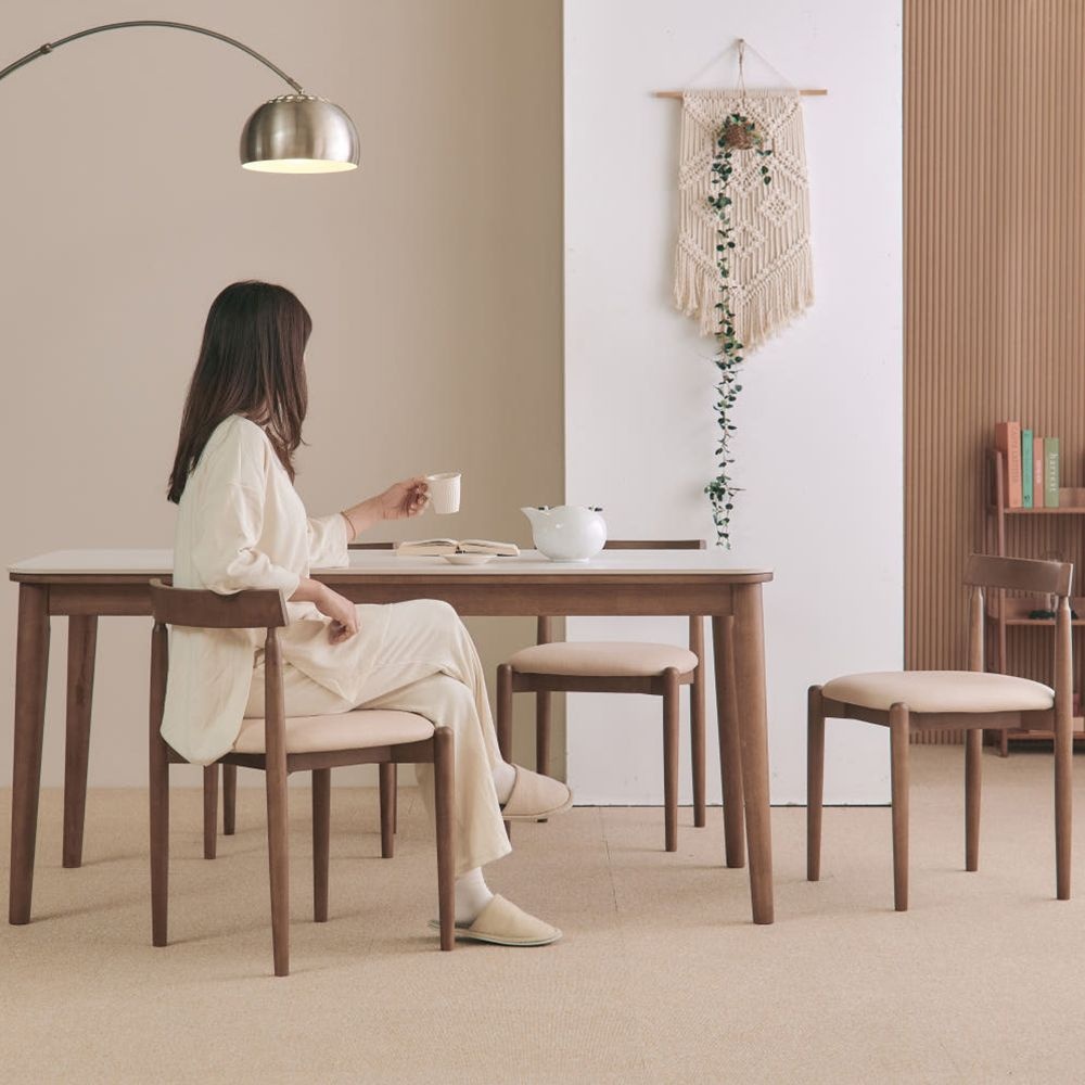 로망스 원목 포세린세라믹 6인용식탁(의자3개+벤치) 1600