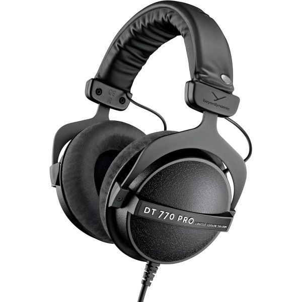 beyerdynamic [해외] 베이어다이나믹 DT 770 Pro 250옴 전문가용 스튜디오 헤드폰 (한정판 블랙 에디션) 230190