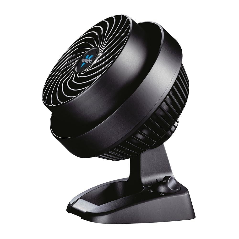 [해외] Vornado 530 컴팩트 공기 순환 팬, 3단 속도 수동 제어, 기울기 조절 가능, 방 전체 냉각, 침실 및 사무실용 블랙 플로