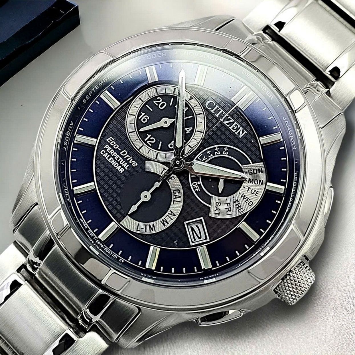Citizen [해외] 시티즌 블루 다이얼 사파이어 크리스탈 퍼페추얼 캘린더 남성용 시계 BL8160-58L 710416