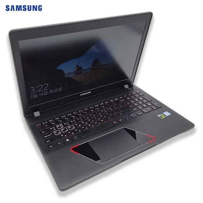[중고] [리퍼 중고] 삼성 i5 HQ RAM 16GB GTX 1050 15.6인치 게이밍 노트북