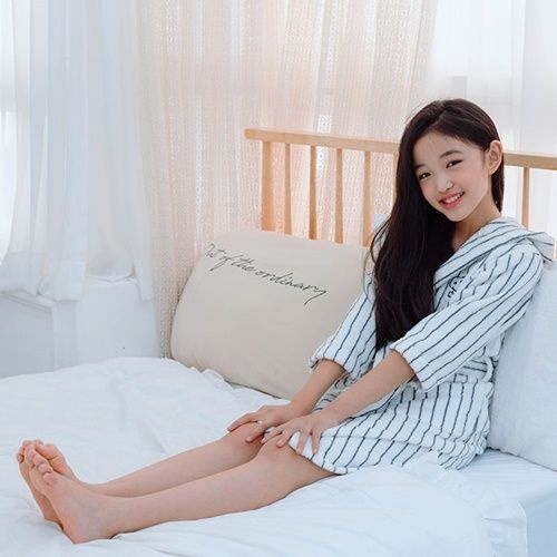 [롯데백화점] 송월타올 [송월타올] 스누피 유아용 스트라이프 후드 샤워가운 세트