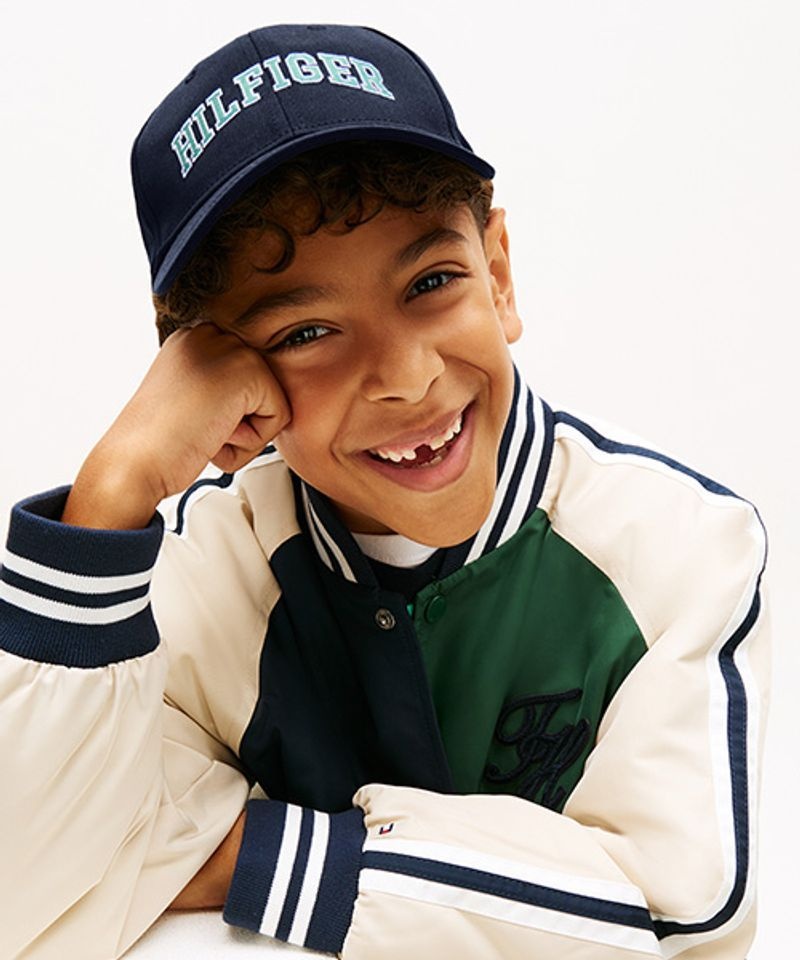 <매장정품> TOMMY HILFIGER 타미힐피거 KIDS 바시티 로고 볼캡 T42G1AHT510BT1DW6 1823026
