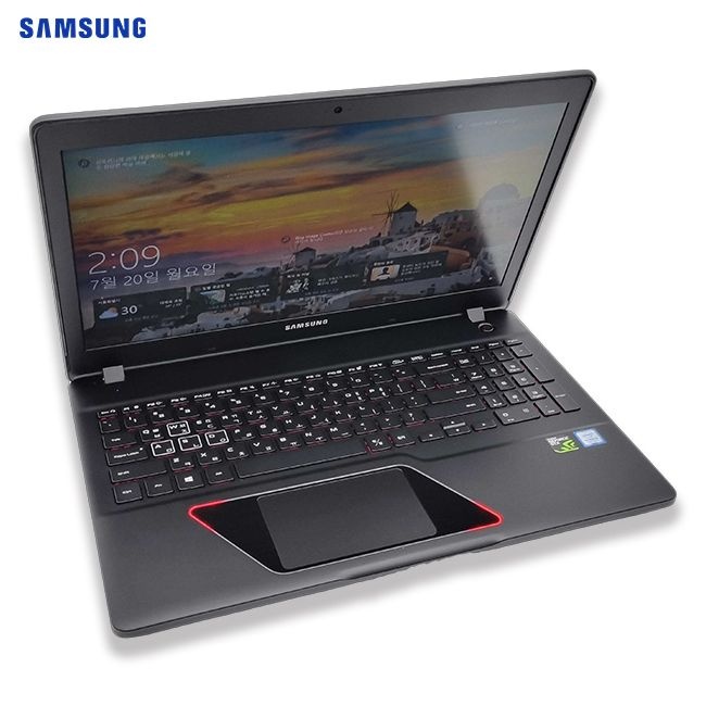[중고] [리퍼 중고] 삼성 i5 HQ RAM 16GB GTX 1050Ti 1.2TB 15.6인치 노트북