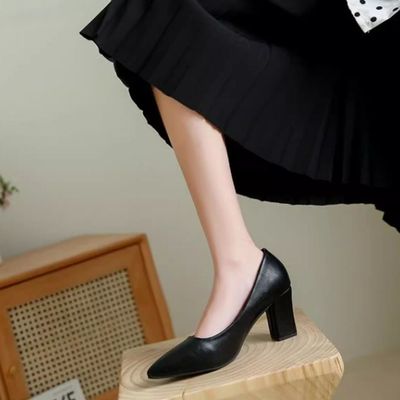 パンプスカジュアルシューズシューズ女性靴 スーツ きちんとした靴の女性の靴