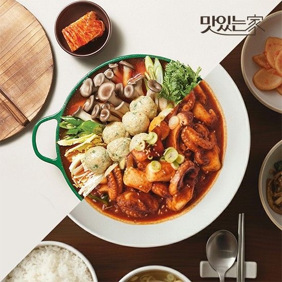 채선당 매콤쫄깃 쭈꾸미볶음 620g+굴림만두전골 2인분
