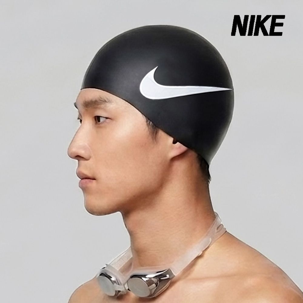 수모 스윔 빅 로고 실리콘 캡 블랙 NESS8163-001