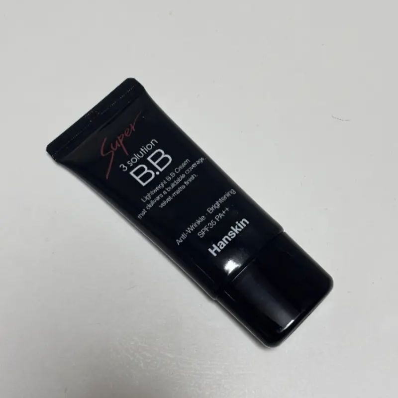 한스킨 수퍼 쓰리 솔루션 비비 크림 SPF35 PA++