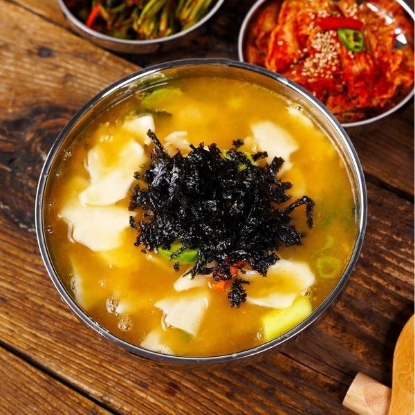 UnKnown 멸치육수로 우려낸 3mm면 수제비 손수제비 멸치육수 6인분 4세트 1kg 식사 정식 중식 간편요리 한식 점심시간