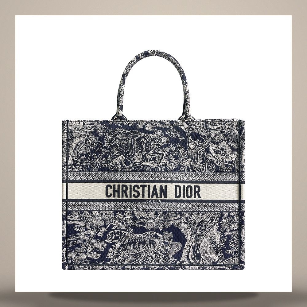 디올 디올 [국내백화점 당일발송] 디올 Dior Book Tote 라지 백 블루 & 에크루 Toile de Jouy Reverse 자수 (42 x 35 x 18.5cm) M1286ZRGO_M35I