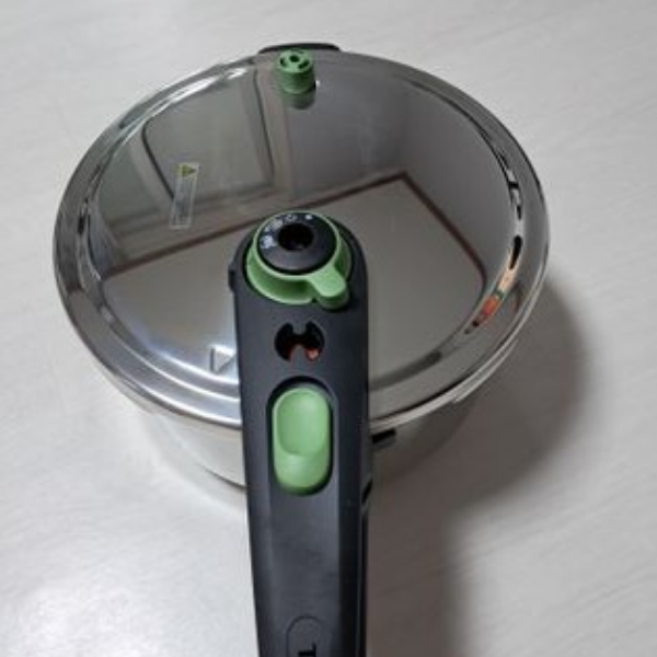 에스트라 테팔 에코센서 압력솥 4.5L 대용량 (최대 7인용) 모든열원사용 가능 made in France