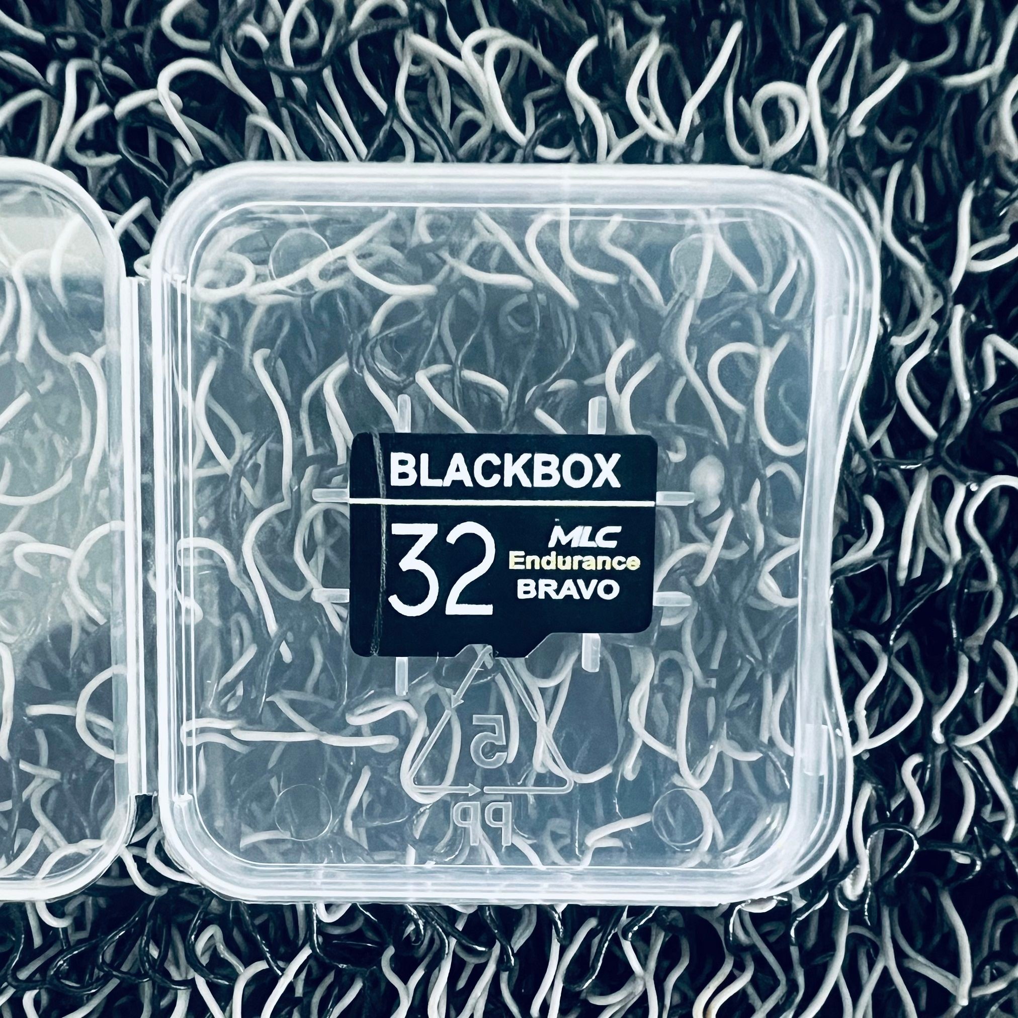 파인뷰 블랙박스 LX2000 LX3000 LX5000 전용 메모리카드 MLC 방식 32G