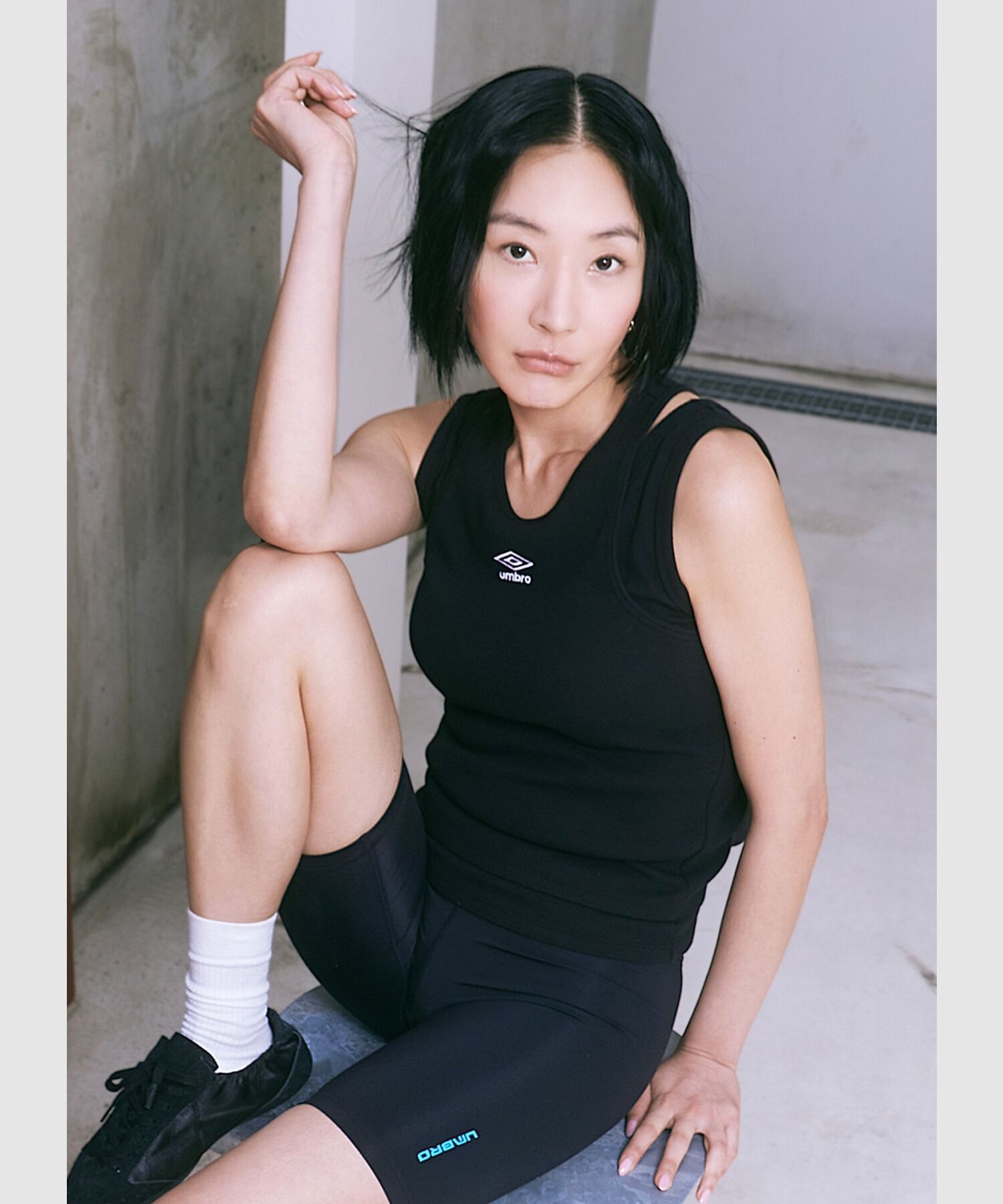 제조자 : 데상트코리아 / 수입자 : 상영 (입고 시기에 따라 정보가 상이할 수 엄브로 여성 기능성반팔티 쿨링티셔츠 시어서커 크롭나시 스트라이프티 데일리룩 무지티 여름나시 오버핏
