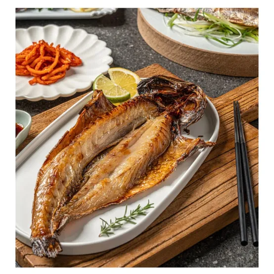 민어 자연산 반건조 민어 5마리 (31cm 내외) 1.4kg  해풍에 말린 자연산 민어