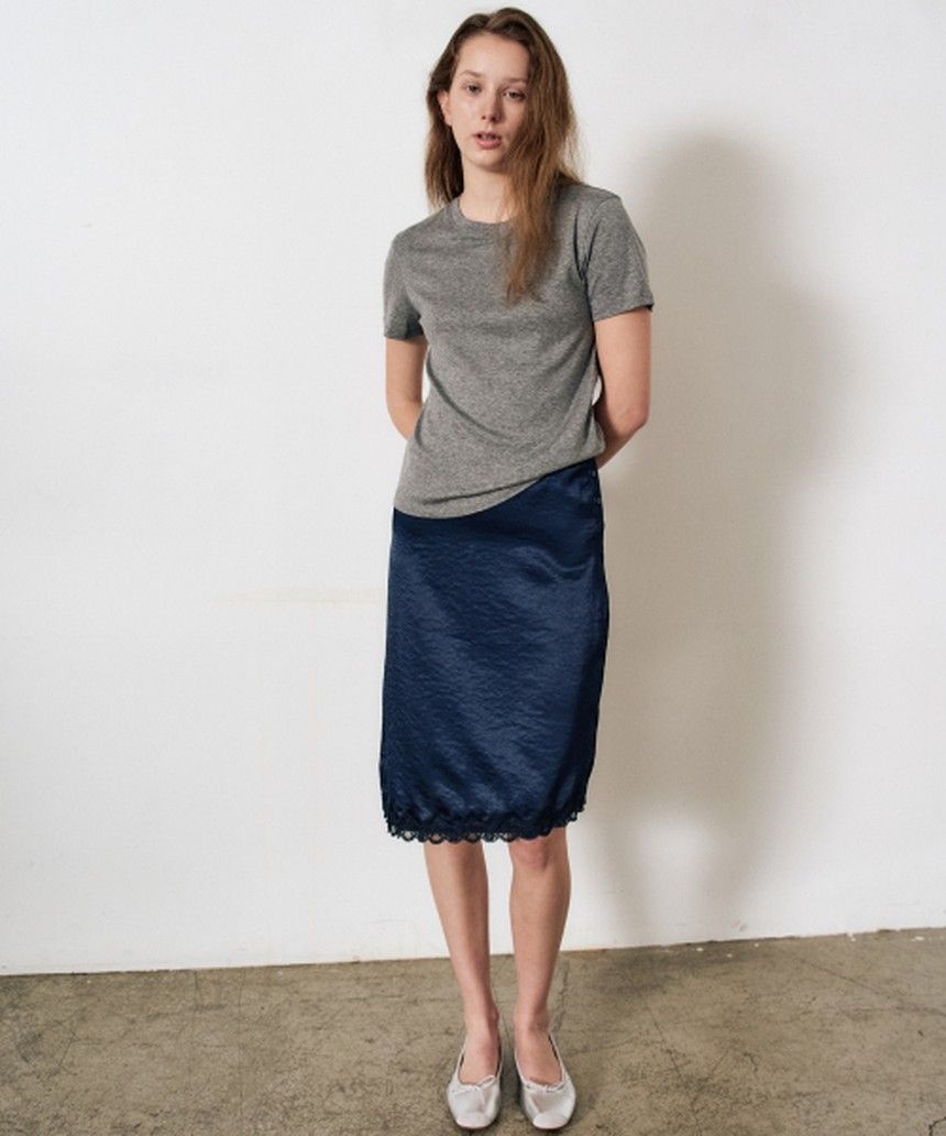 이지오 우먼 Flow Lace Skirt_Navy EK3RC602-62