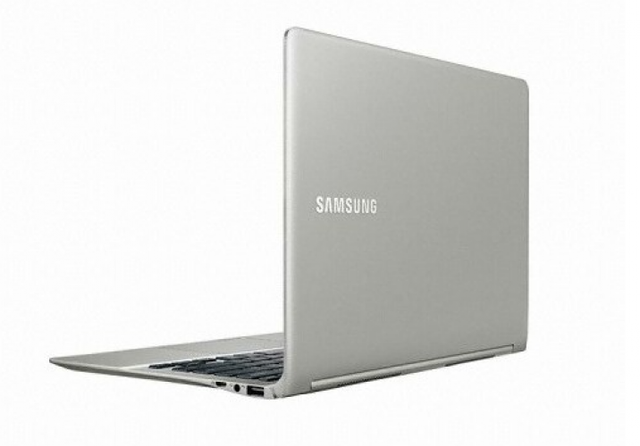 삼성 노트북9 Metal 초경량 860g 13인치 i5-7세대 8GB 256GB