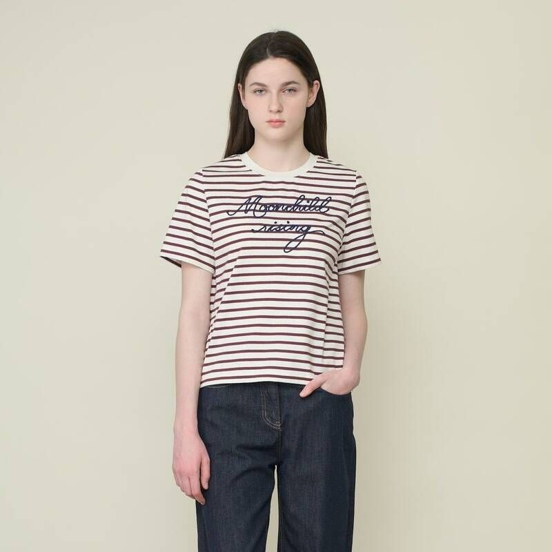 BCBG 레터링 스트라이프티셔츠B6M3X410 Y5Z8A3B1 G4H9J2K5