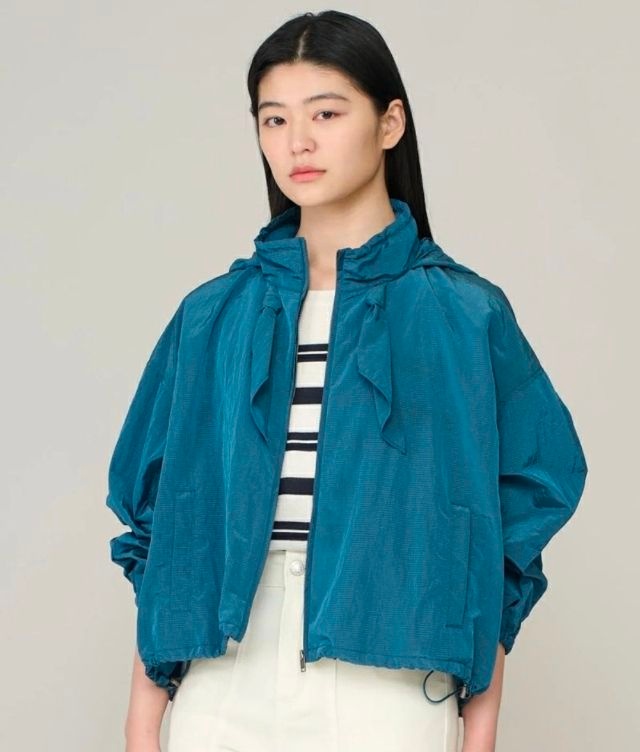 BCBG 올앤선드리 탈부착 후드 점퍼 A6M3R107
