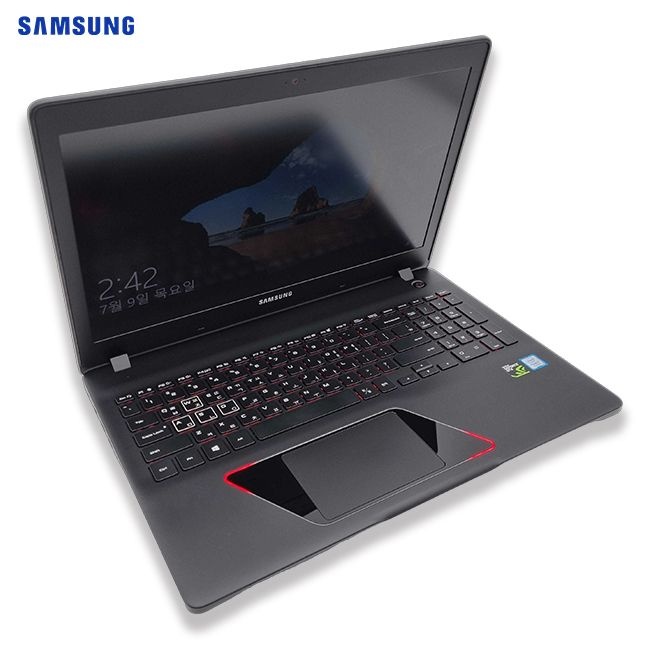 [리퍼 중고] 삼성 i7 HQ CPU RAM 16GB GTX 1050 15.6인치 게이밍 노트북