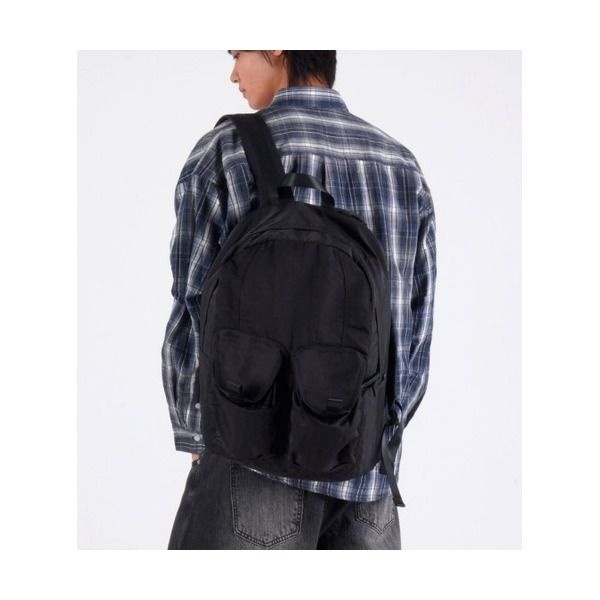 [버튼서울] 캐주얼 카고 포켓 소프트 백팩 (블랙) 5737120 BACKPACK0002