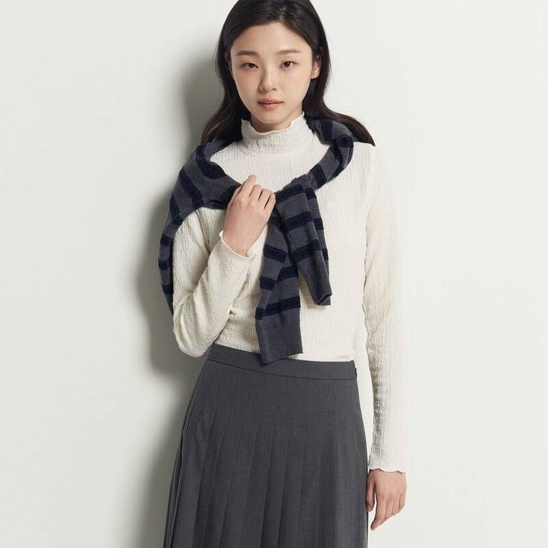 빈폴 레이디스 <매장정품> BEANPOLE 빈폴 조직감 러플넥 티셔츠 - 아이보리F5X41C010 BF5X41C010-EB 1933233