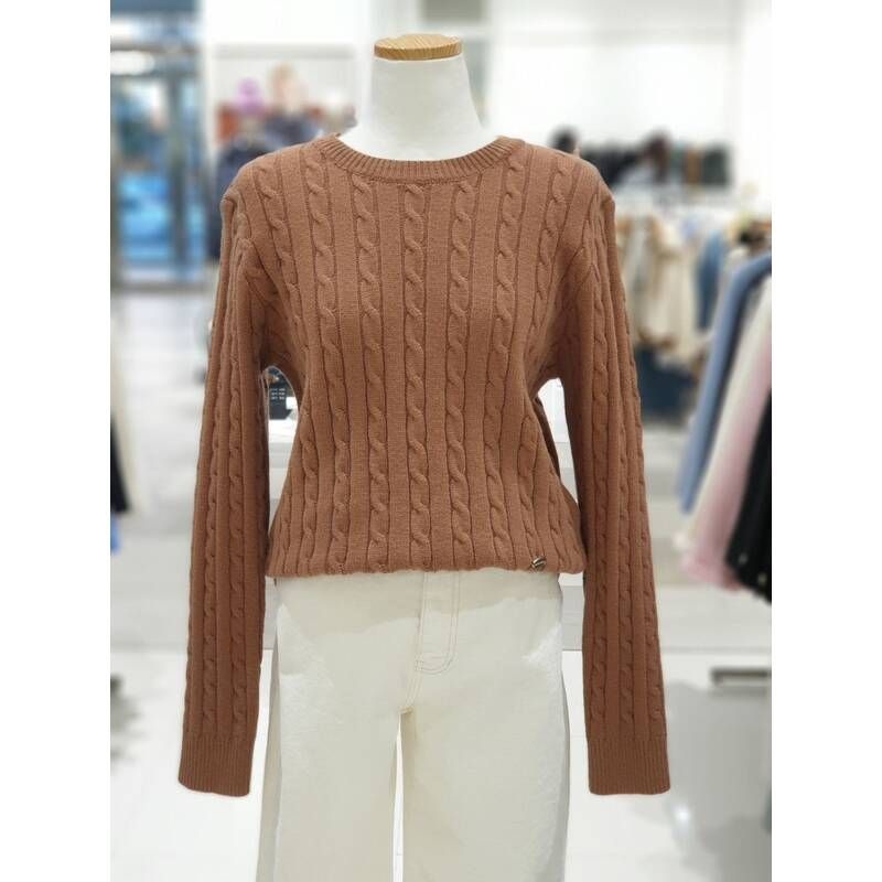 온앤온 라운드넥 백단추포인트 꽈배기 풀오버니트 NJK4WPA95 B7C2D9E4 D7E2F9G4