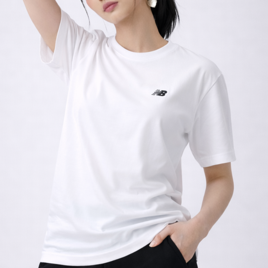 뉴발란스 반팔티셔츠 라운드 남여공용 베이직 스몰로고자수 (STANDARD FIT)