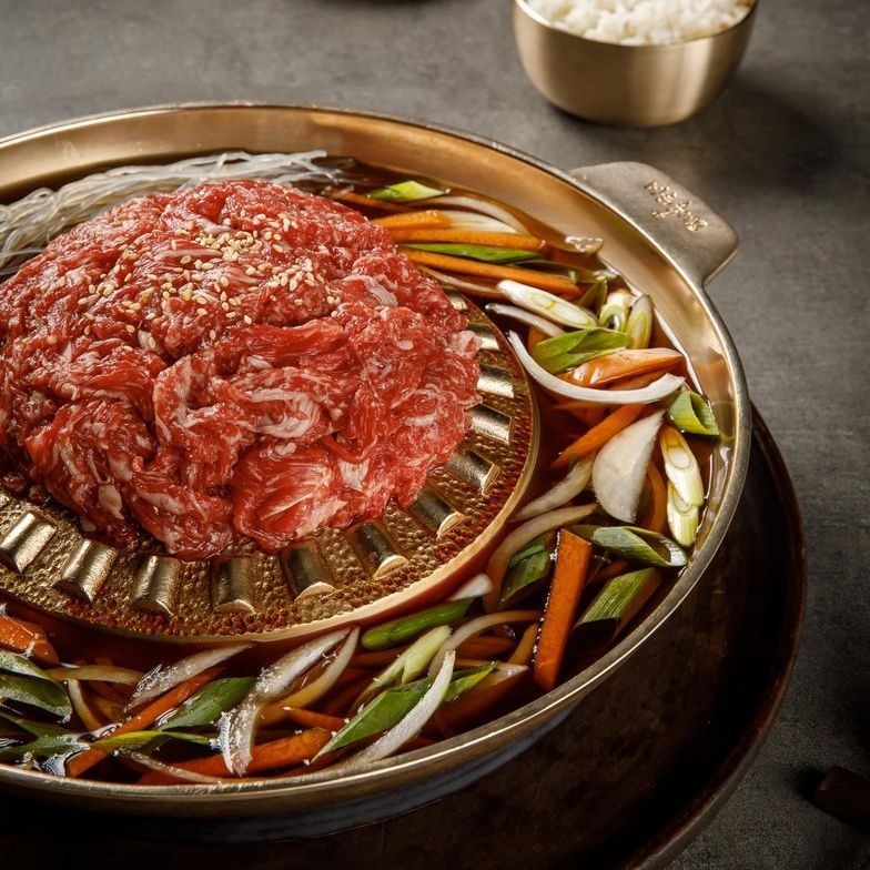 35년 전통 맛집 1+한우 소불고기 전골 밀키트 750g(3-4인분)