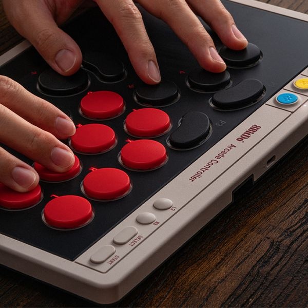[해외] 8Bitdo 히트박스 레버리스 아케이드 스틱 컨트롤러 레트로 게임패드 80FG01
