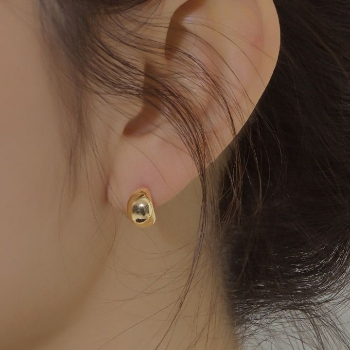더블유비엘 윙블링 14k post 르그랑 볼드 커브 귀걸이 (3size)