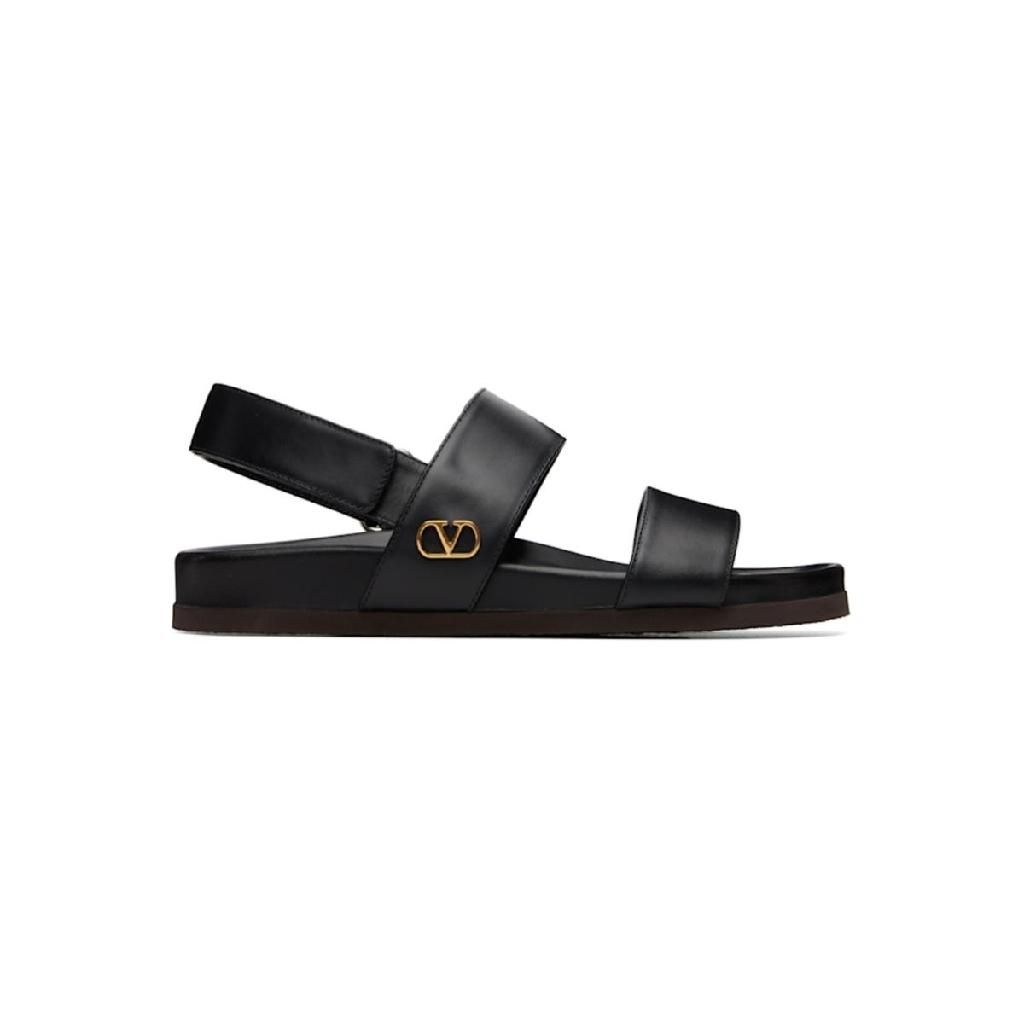 Valentino Garavani 블랙 스터드쉴드 카프스킨 샌들 262807M234000