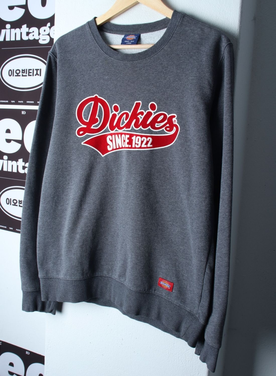 (L-XL)디키즈 맨투맨 티셔츠 Y2K 빅로고 그레이 기모 올드스쿨70