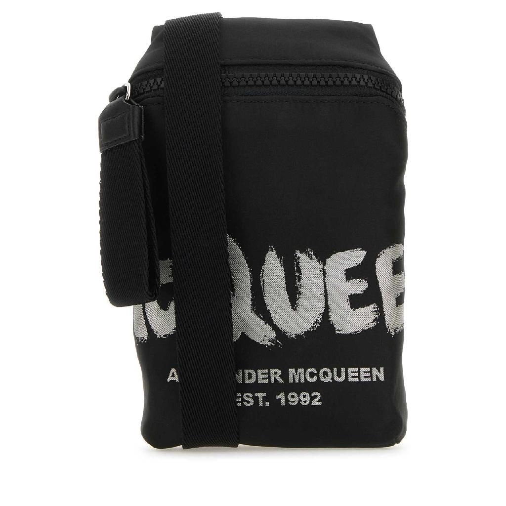 [해외] 알렉산더 맥퀸 24FW 알렉산더 맥퀸 블랙 fabric McQueen Graffiti 크로스바디 백 7917751AAS31095 TP577136906