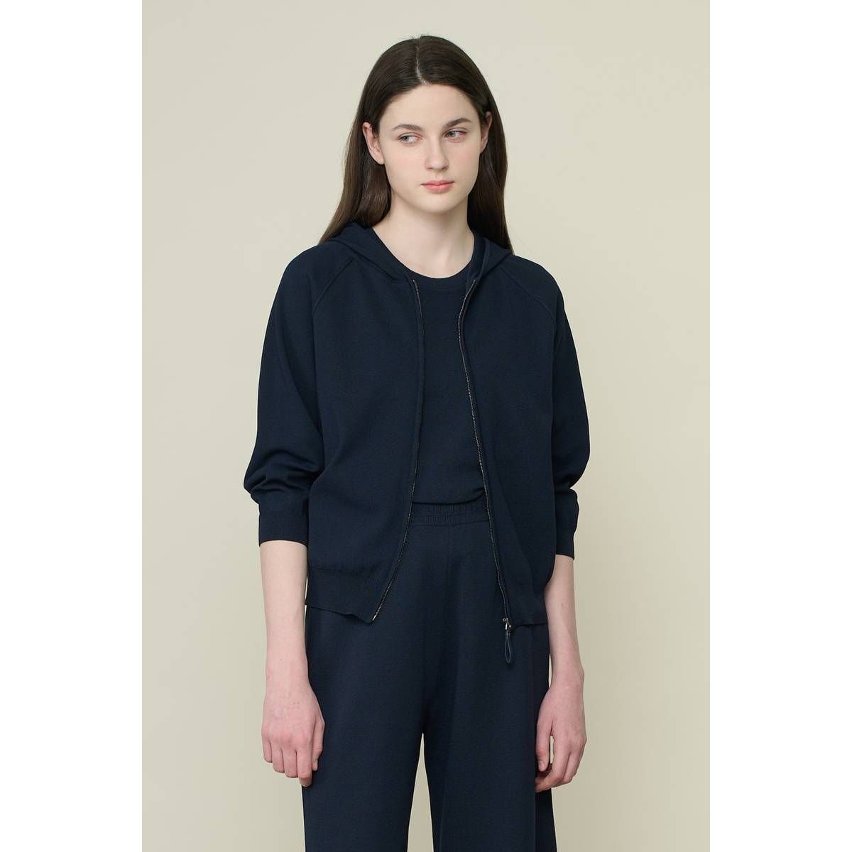 BCBG 하모니 후드집업 니트B6M3K107 T7V3W8X1 S6T9V2W4