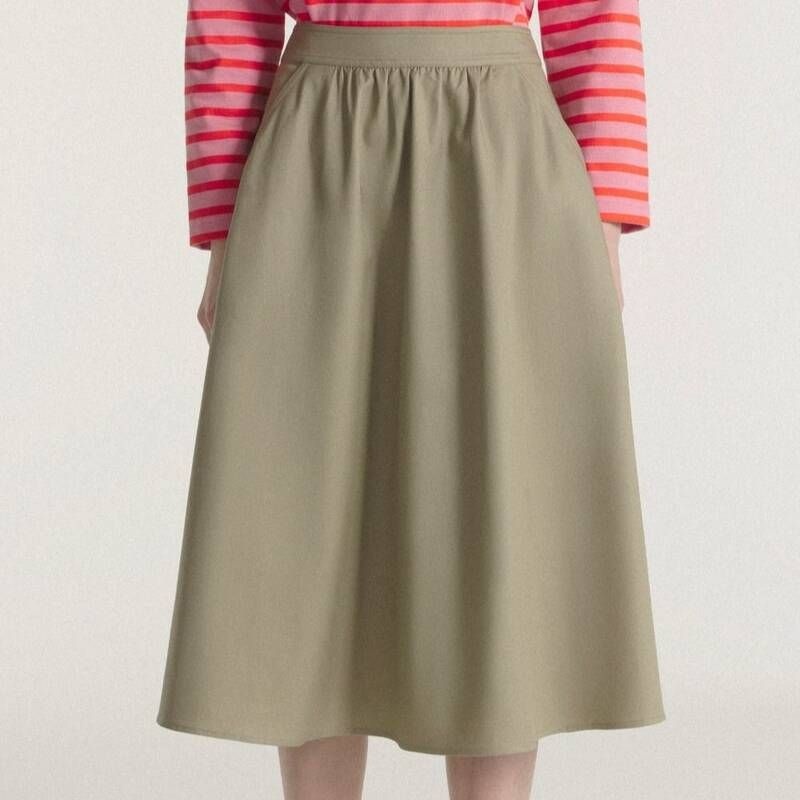 르몽생미셸 르몽생미셸 버튼 슬릿 스커트 JEANETTE PLEATED SKIRT_Khaki_LSTA0SK04WKK10 L7M3N8P1 X5Y8Z3A1