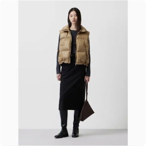 구스 다운 베스트(Z254PSG814) (다크베이지)