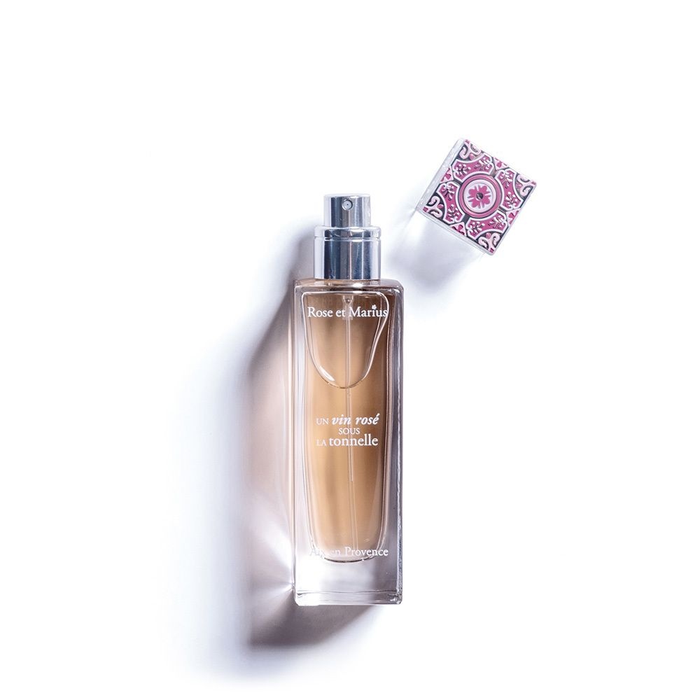 Rose et Marius [해외] Rose et Marius 로즈 에 마리우스 어 로제 와인 언더 더 퍼골라 오 드 퍼퓸 30ml