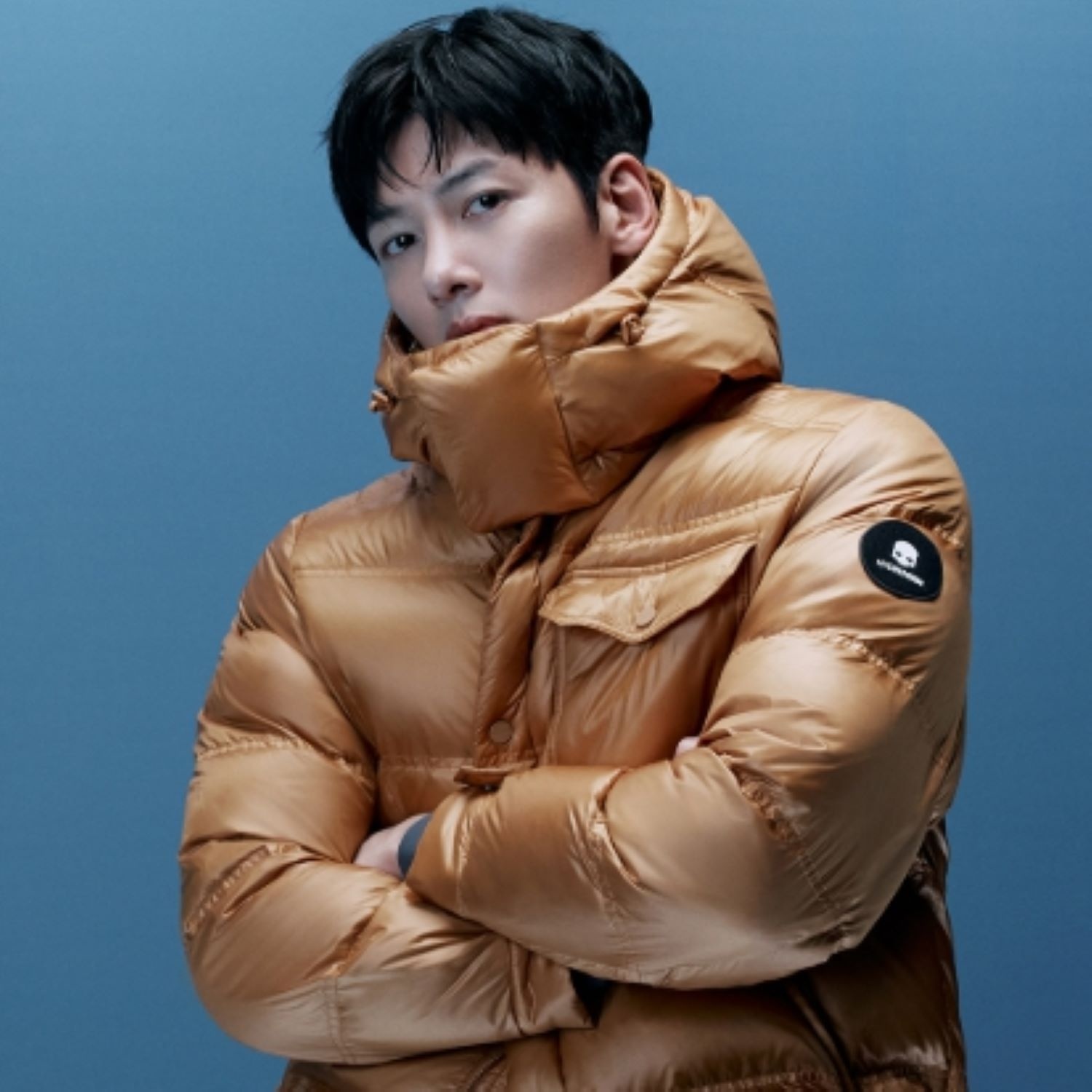 [롯데백화점] 하이드로겐 [하이드로겐] 지창욱작창 24FW 유니 하이그로시 다운 자켓 H31D4JD323 LE1218661119
