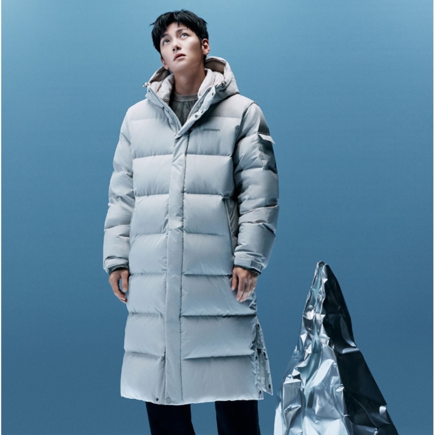 [롯데백화점] 하이드로겐 (지창욱 착장)판매가:399,000원24FW 유니 로디 RDS 롱 다운 자켓 H31D4JD007 LE1218449151