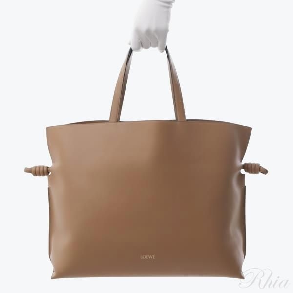 로에베 XL 플라멩코 클러치 in 나파 카프 A411X12X38 2586 가죽 엑스라지