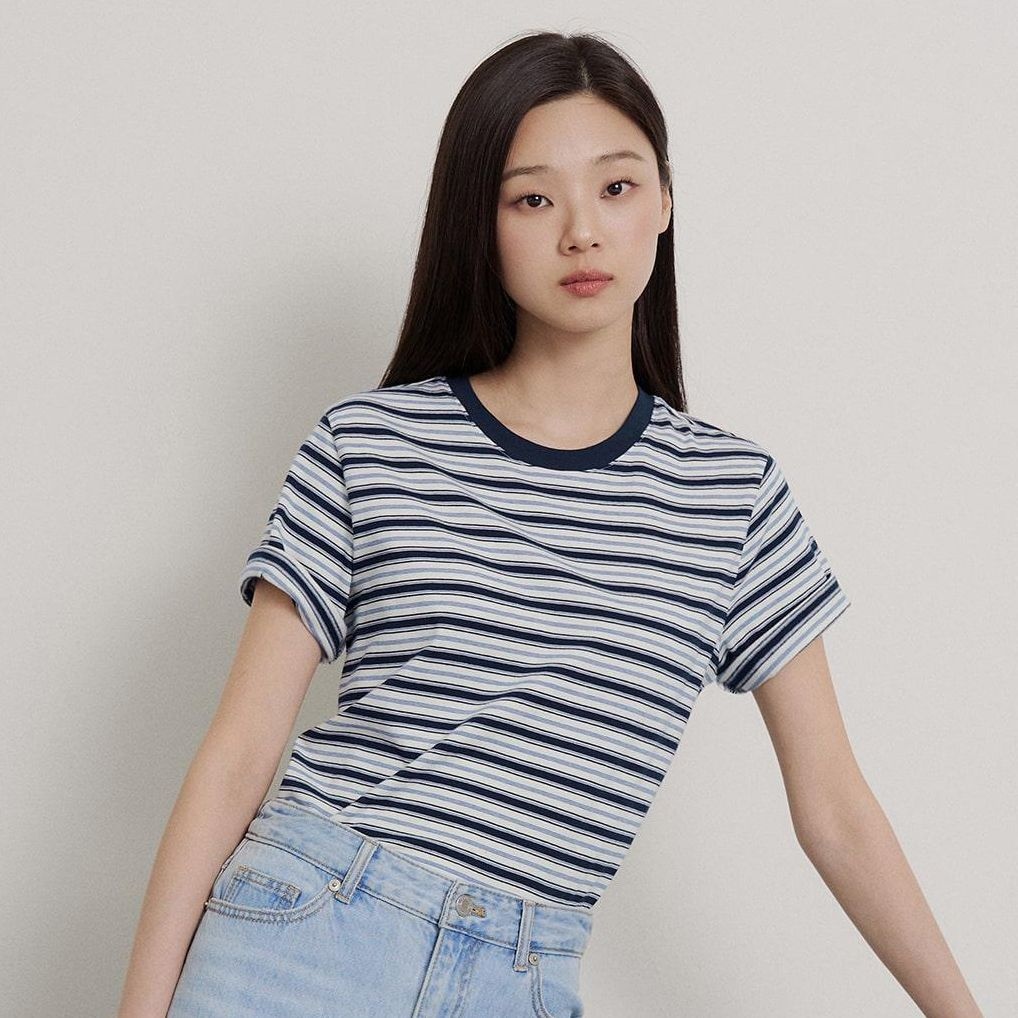 [롯데백화점] 빈폴 레이디스 멀티 스트라이프 슬림핏 반소매 티셔츠 - 네이비 /BF6542C04R