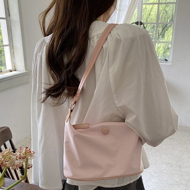 MONO DS 여성 2컬러 러블리 심플 미니멀 캐주얼 데일리 가방 숄더백 224