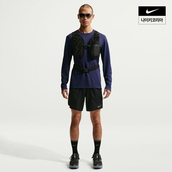 [롯데백화점] 나이키 스트라이드 남성 드라이 핏 7인치 브리프 라인드 러닝 쇼츠 IF2047-010
