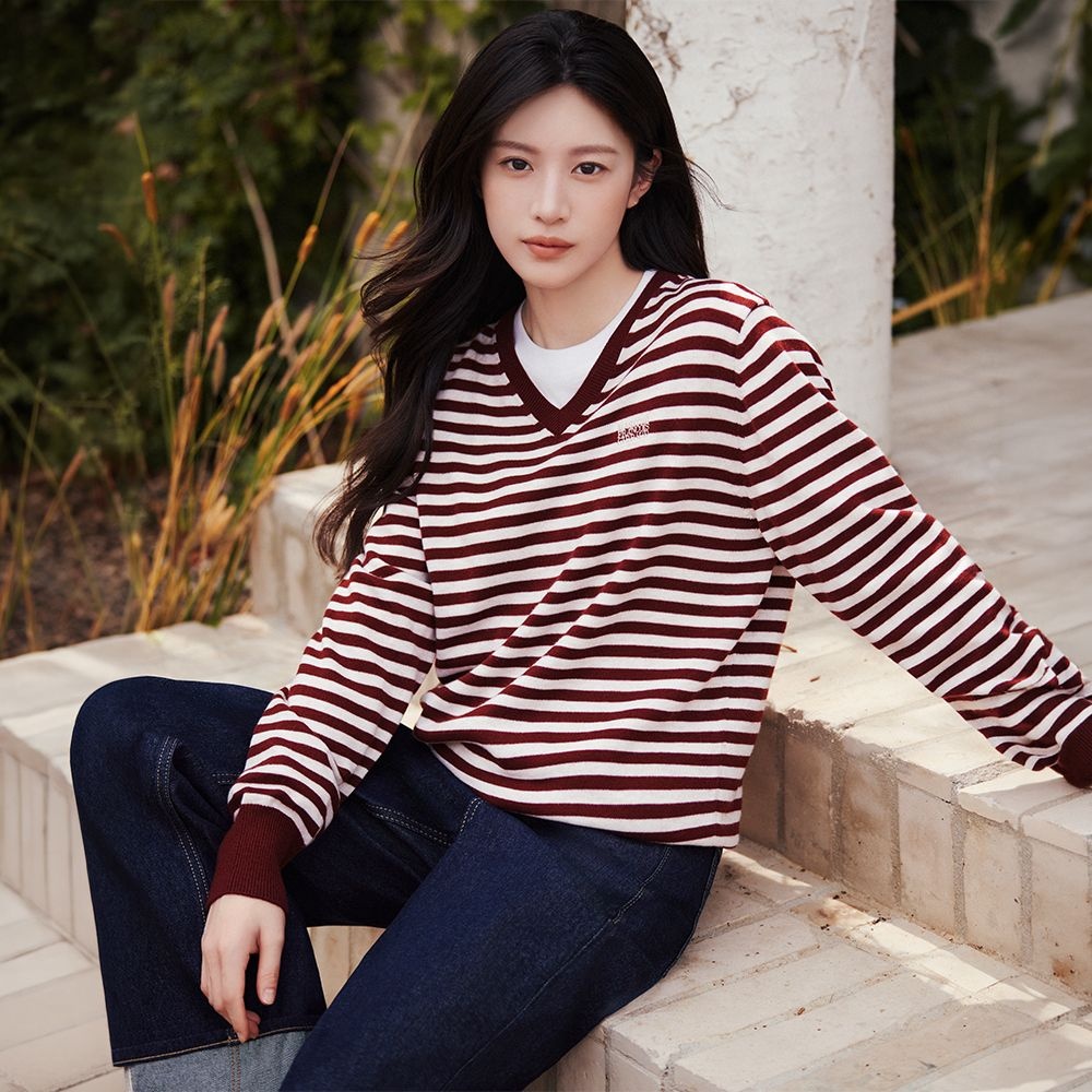 W MICRO CLASSIC LOGO V-NECK KNIT burgundy