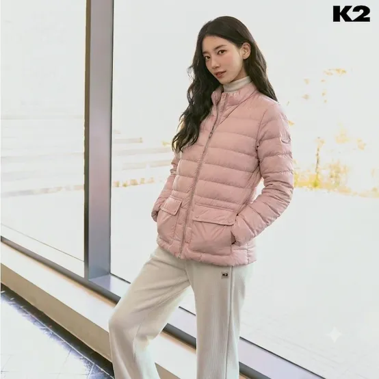 K2(수지착용)여성 헝가리 구스 시그니처 카이트 경량 다운 W KWU24572-JS