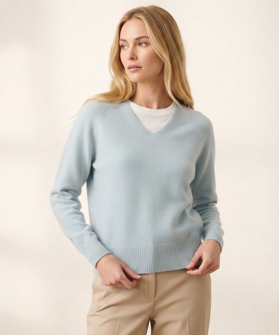 드로우핏 우먼 drawfitwomen 소프티 캐시 울 블렌디드 브이넥 니트 FEATHER BLUE 3d1462